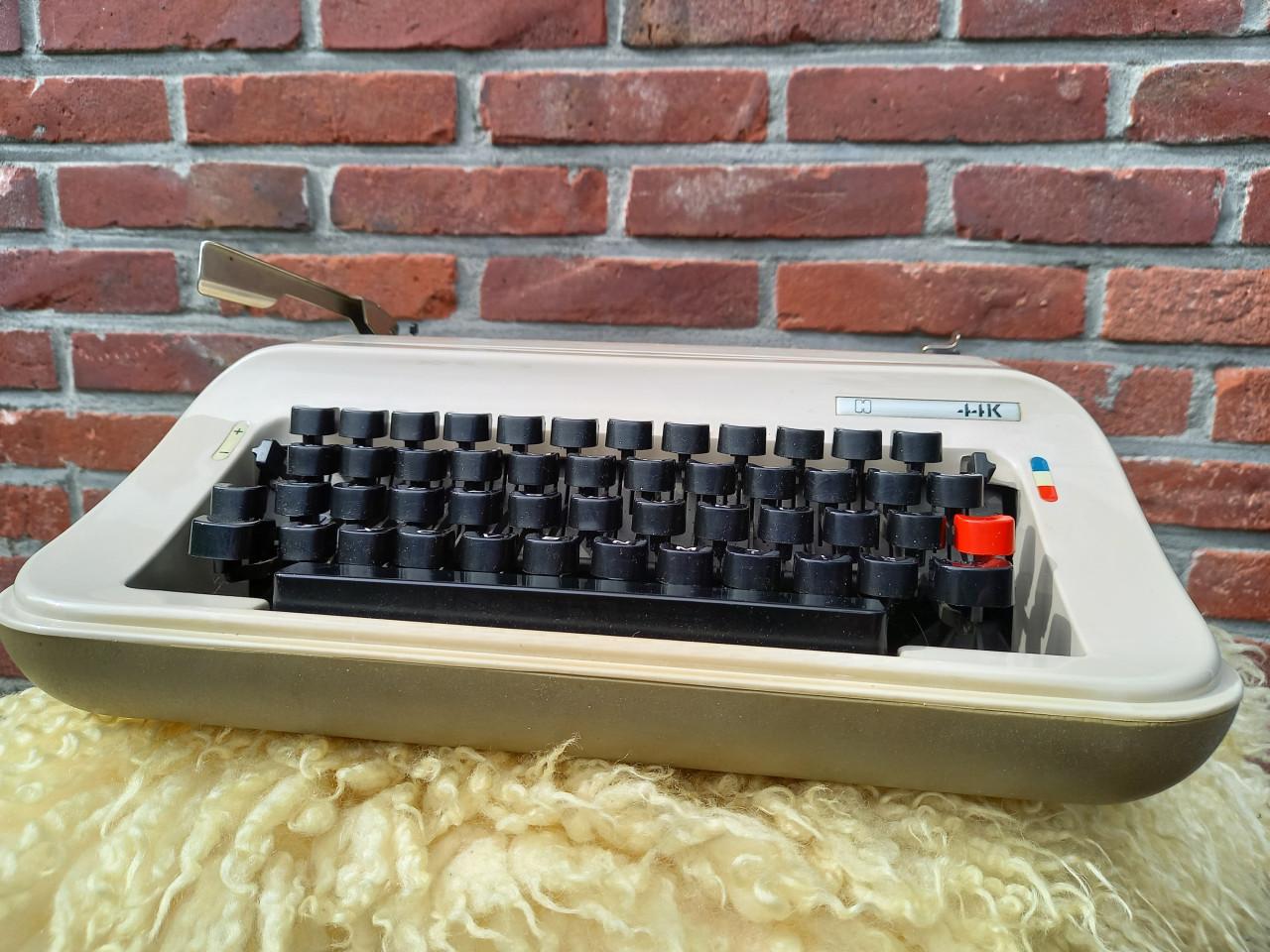 Typmachine