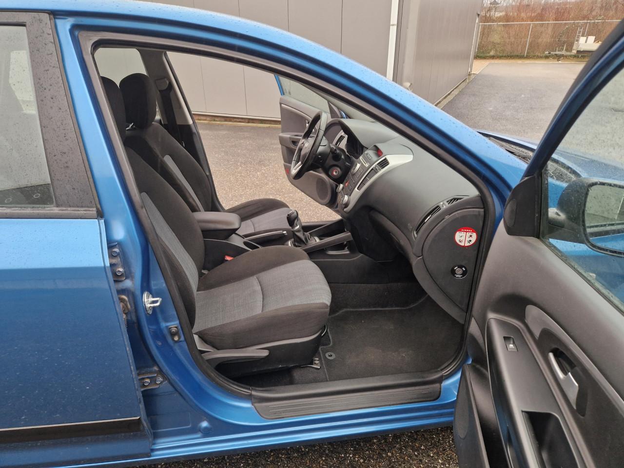 Kia cee'd 1.6 CVVT X-ecutive