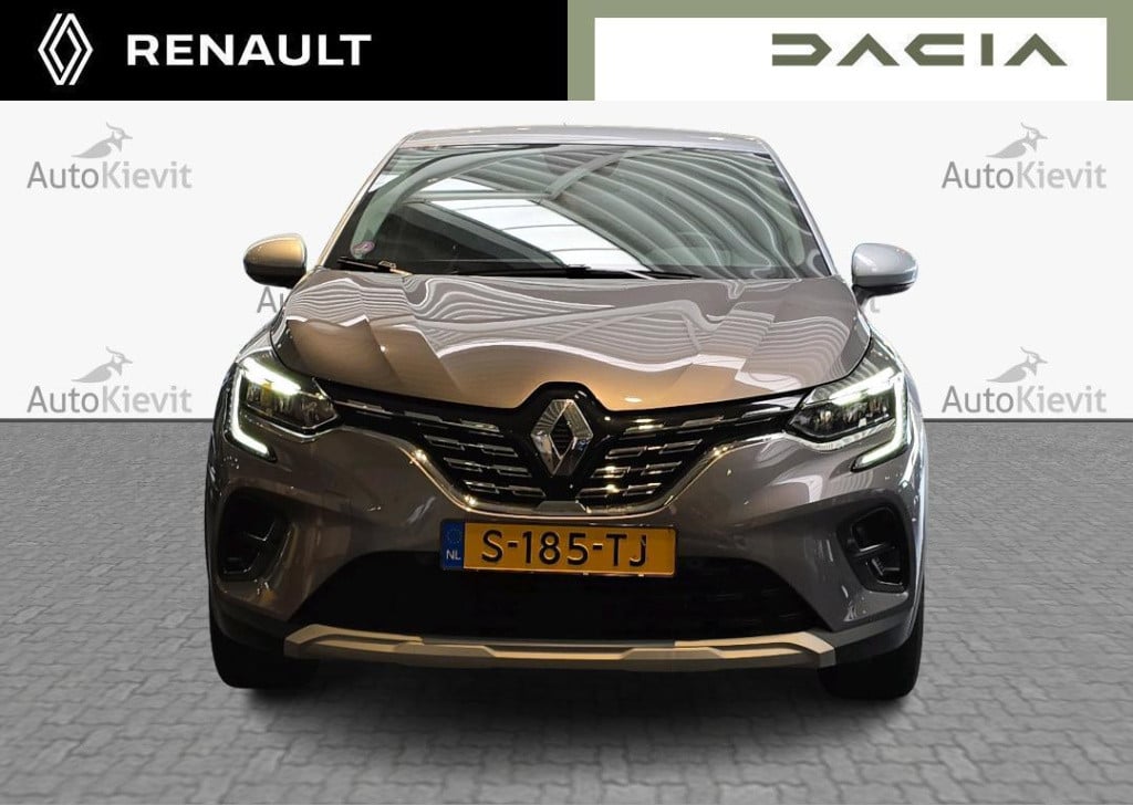 Renault Captur 1.6 e-tech plug-in hybrid 160 iconic