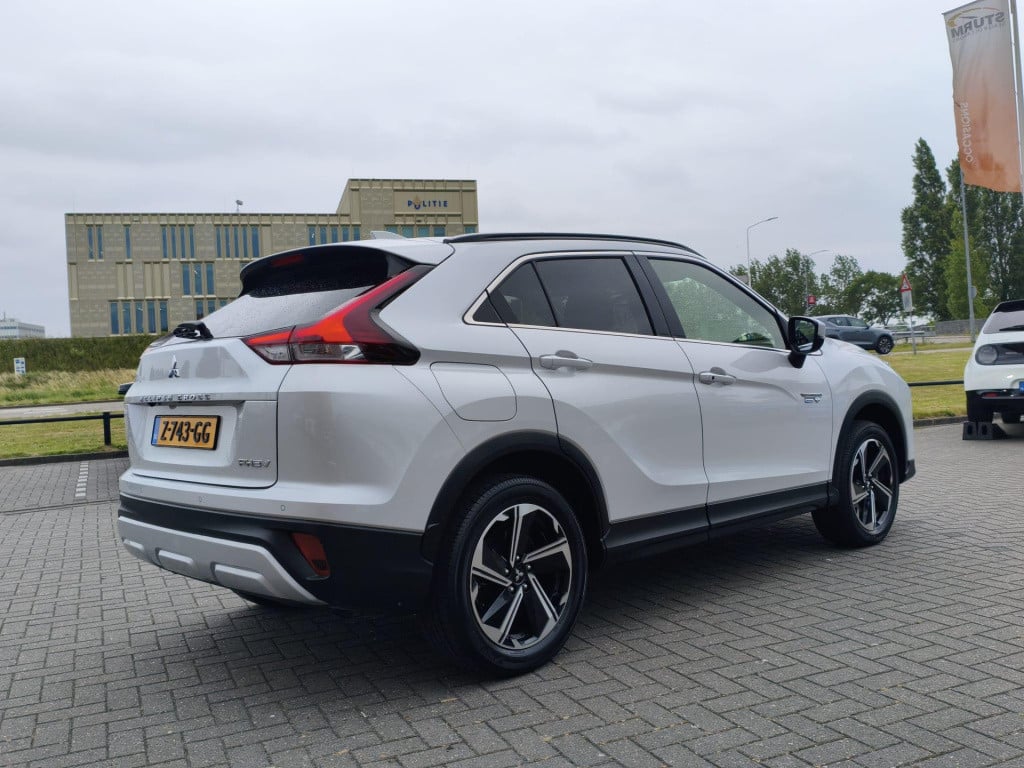 Mitsubishi Eclipse Cross 2.4 phev intense+ | navigatie | camera | stoelverw