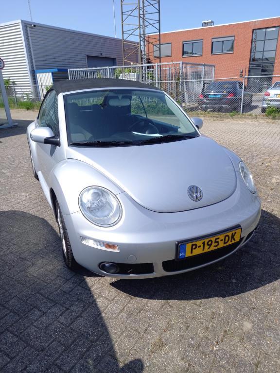 Volkswagen New Beetle cabriolet 2.0 trendline