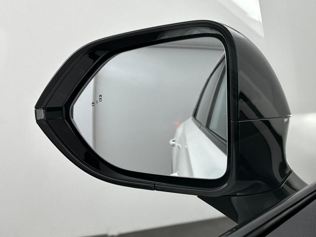 MG Hs mg phev 1.5 luxury madness deal edition