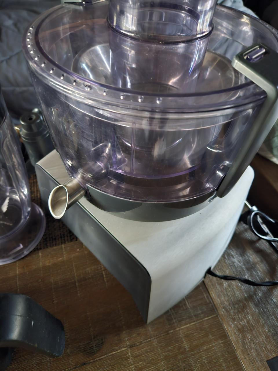 Zgan Philips Keukenmachine Aluminium Collection HR7775...