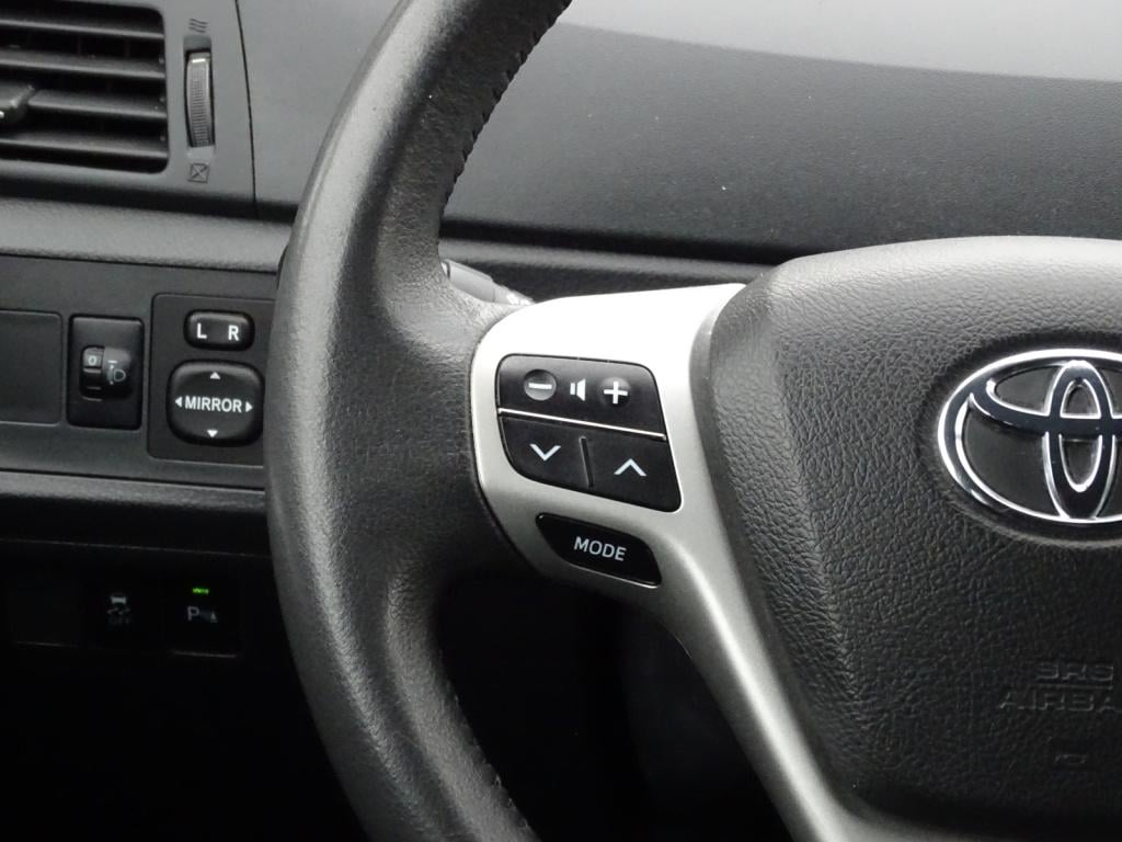 Toyota Corolla Verso 1.8 vvt-i business 7p. | 7-persoons | navi | pdc | tre