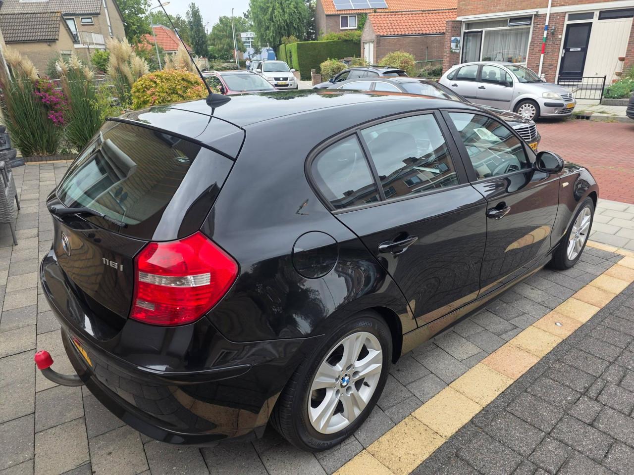 Tekoop zeer mooie Bmw 1SERIE 116i 2.0i Business Line