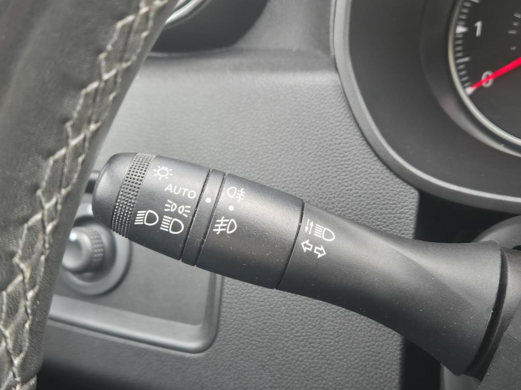 Dacia Duster tce 125 comfort navigatie, camera, bluetooth, cruise control