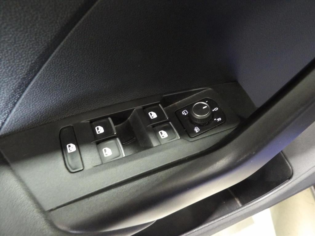 Volkswagen T-cross 1.0 tsi 110pk 7-dsg r-line