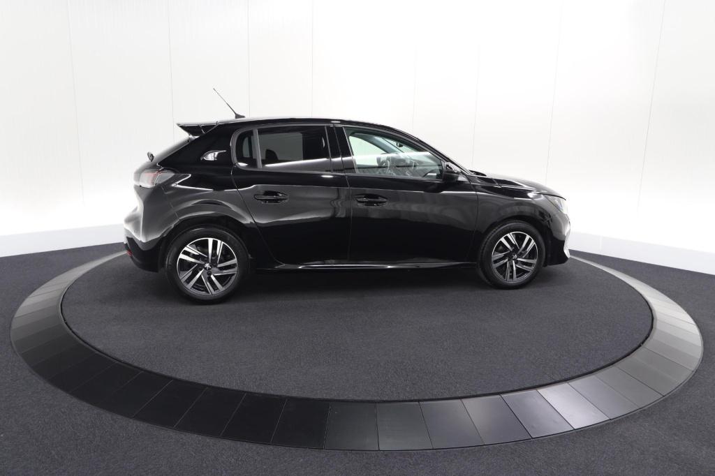 Peugeot 208 puretech 100 eat8 allure | camera | navigatie | apple carplay |