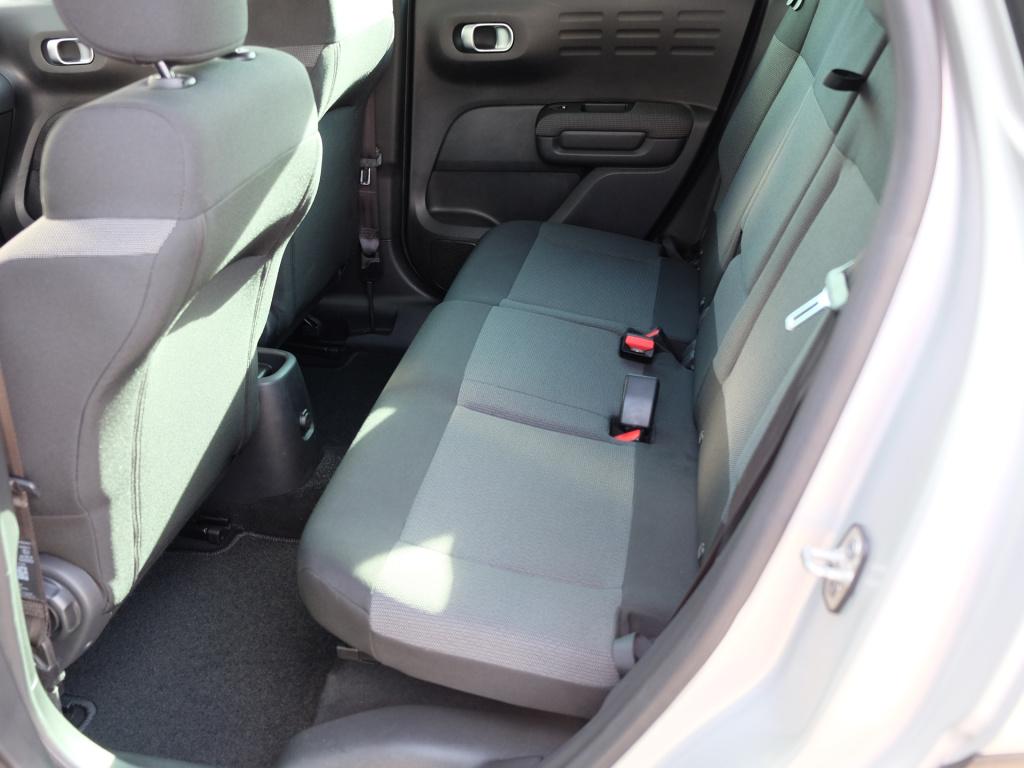Citroen C3 Aircross 1.2 puretech 110pk shine | navigatie| parkeer sensoren 