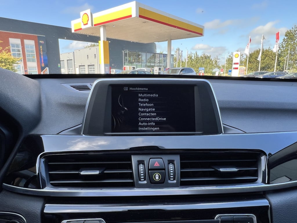 BMW X1 sdrive18i centennial high executive