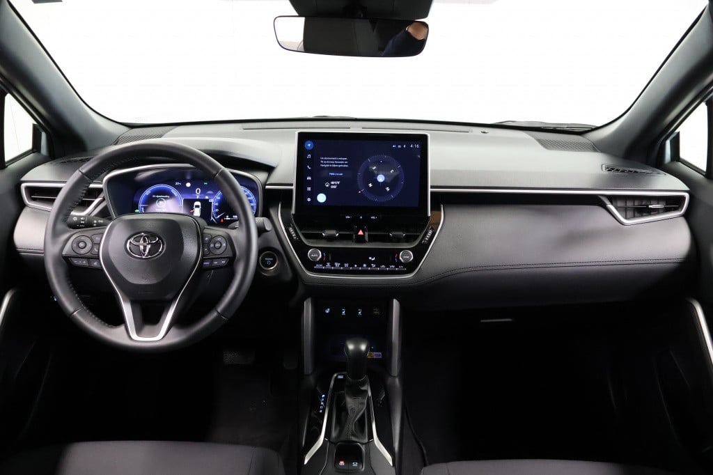 Toyota Corolla Cross hybrid 140 style