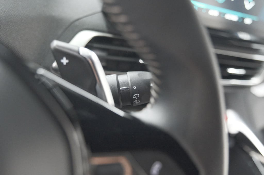 Peugeot 3008 1.6 hybrid 225 allure pack business | camera | navigatie | app