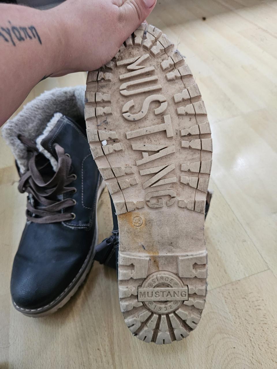 Mustang heren schoenen maat 46