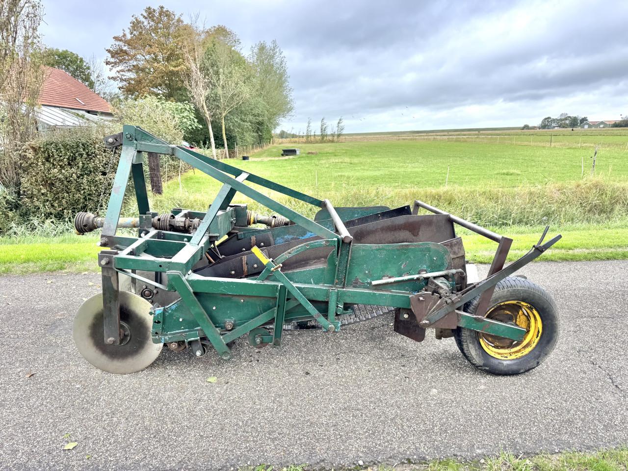 Bav 2 Rijige Voorraadrooier
