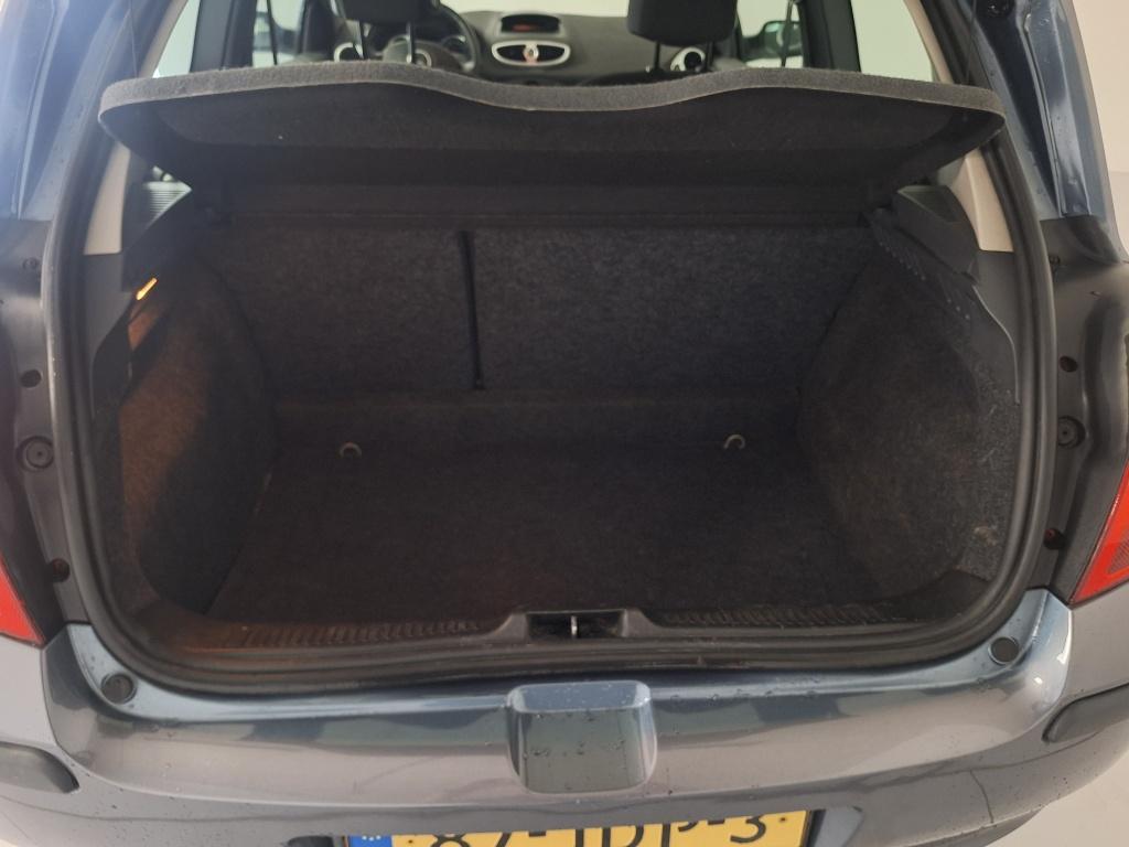 Renault Clio 1.2-16v collection