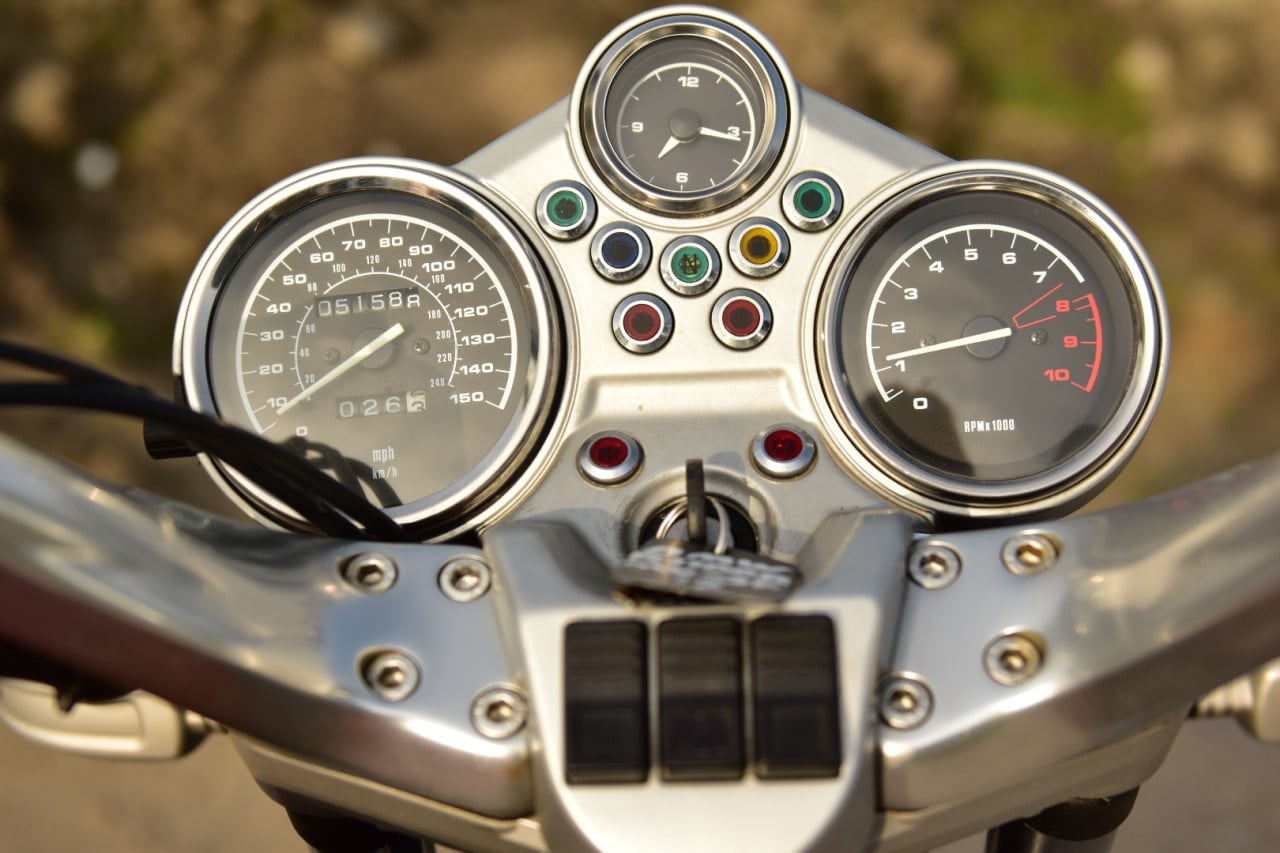 BMW R1100 R (2001)