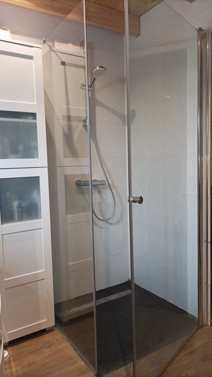 Douchecabine (nieuw in doos) vierkant 80x80 cm. veiligheidsglas!