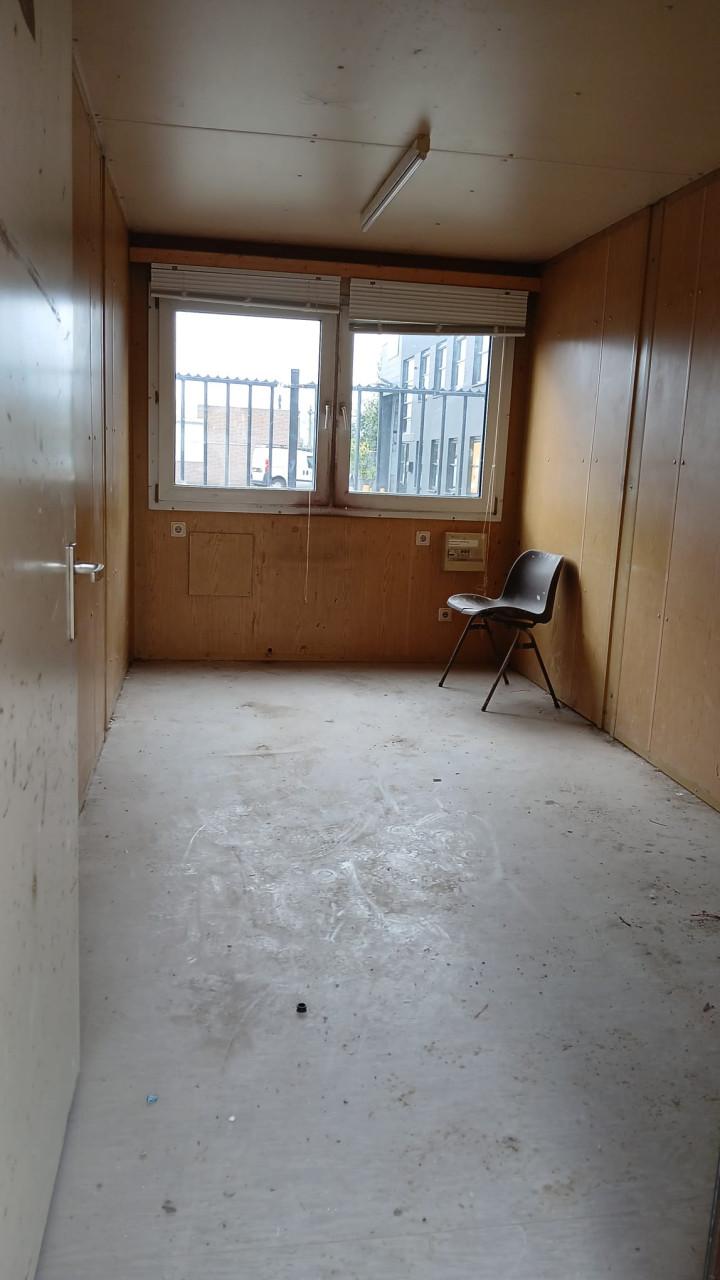 Bouwkeet met WC, keukentje en elektra