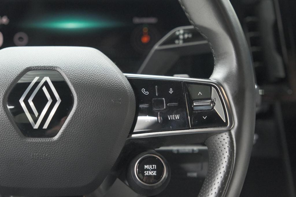 Renault Megane E-tech ev40 boost charge techno | pack winter | camera | app