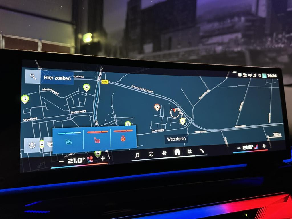 BMW M5 5-serie *limousine v8 m hybrid*carbon extr*b&w*alcantarahemel*nl-aut