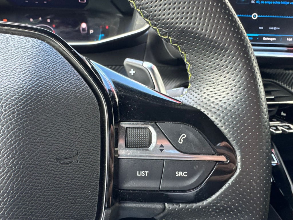 Peugeot 2008 1.2 puretech gt-line
