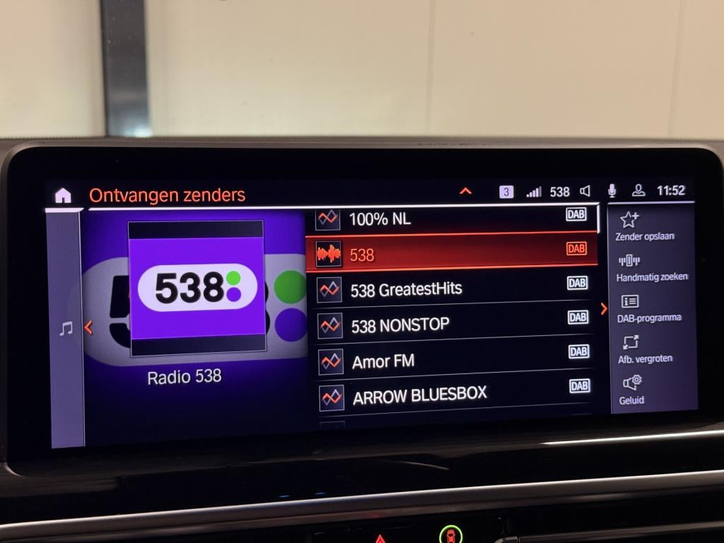 BMW X3 xdrive30e m-sport | stoelverwarming | achteruitrijcamera | trekhaak 