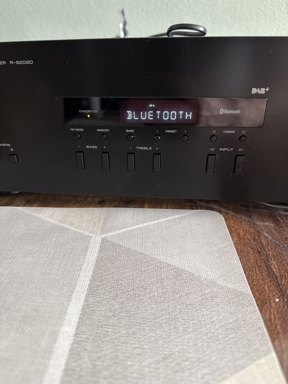 Yahama Reciever/DAB Radio R-S202(D) 2x 100WATT