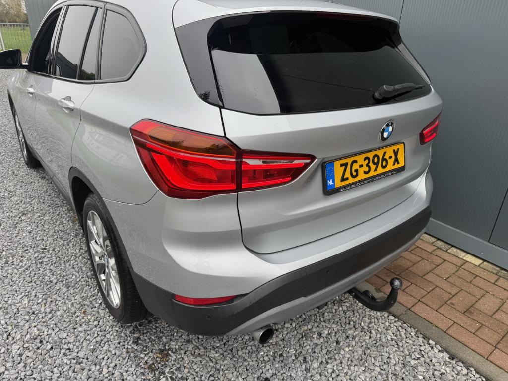 BMW X1 sdrive18i automaat executive sportline