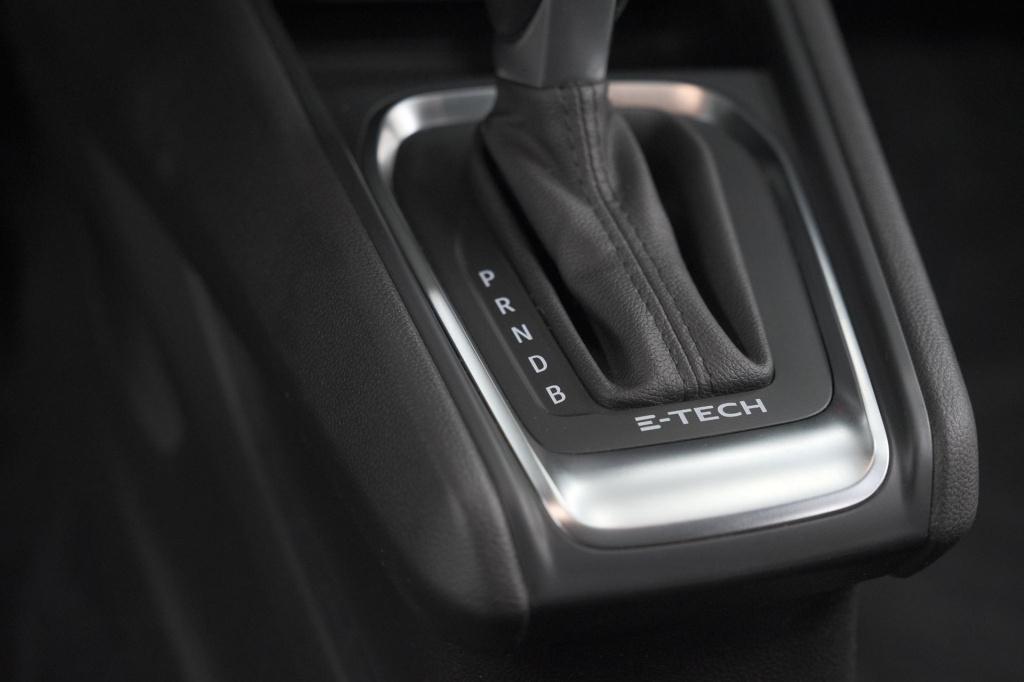 Renault Captur 1.6 e-tech full hybrid 145 techno | camera | parkeersensoren