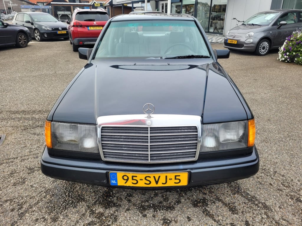 Mercedes-Benz 200 200-500 (w124) 300 d automaat