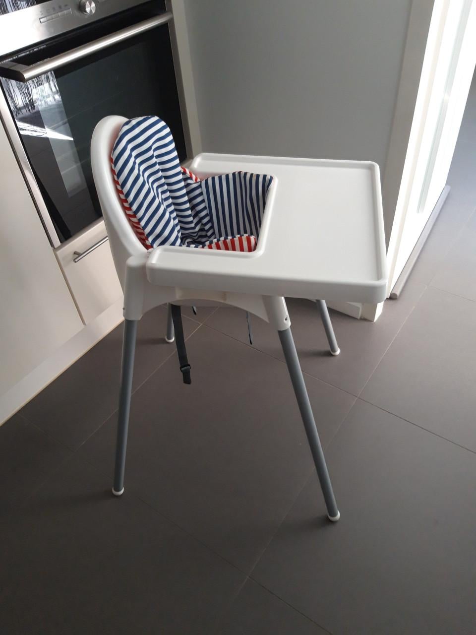 Ikea kinderstoel Antilop met eetblad en inzet