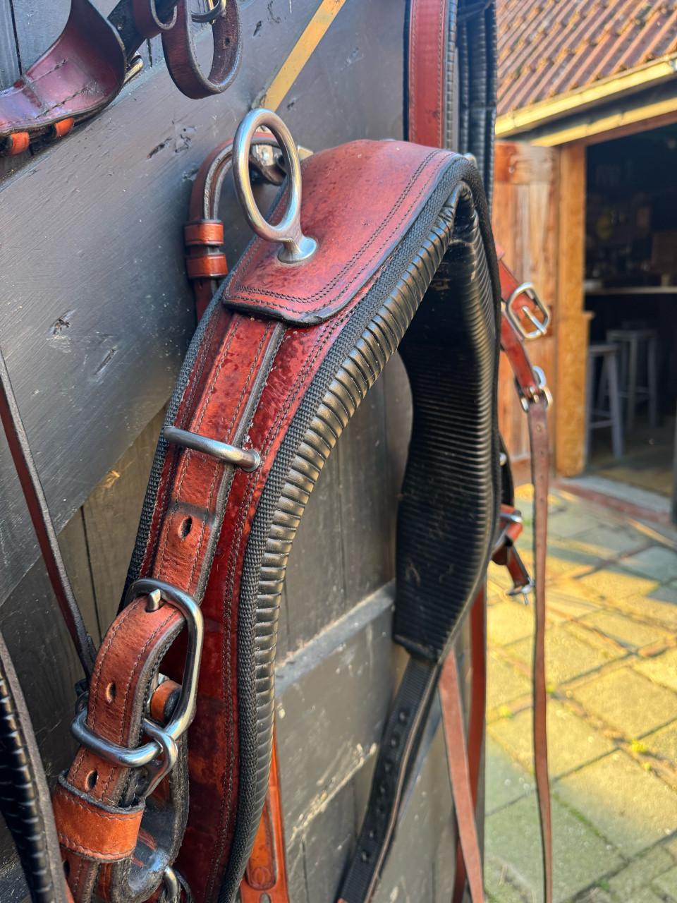 Paul Claessen tuig bruin