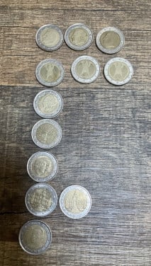 Verschillende 2 euromunten