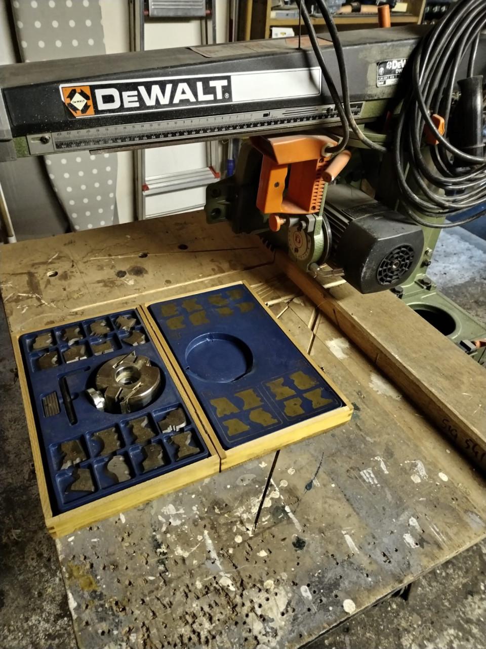 Radiaalzaag Dewalt DW1253
