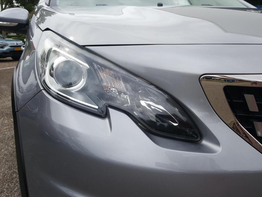 Peugeot 2008 allure1.2 puretech 110pk navigatie | cruise & climate control 