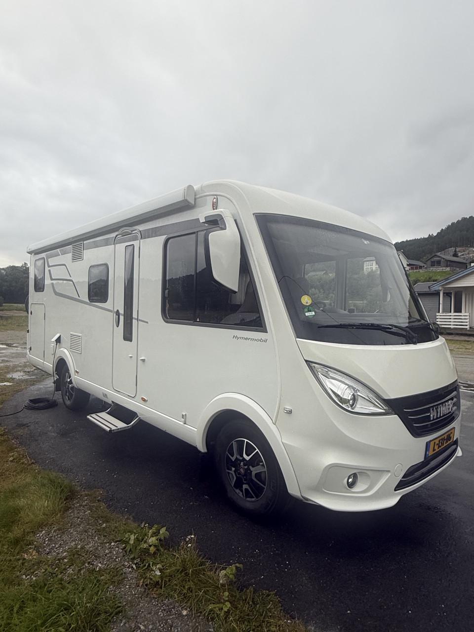 Hymer EX580 Compact 2x Airco Levelsysteem automaat 9 traps