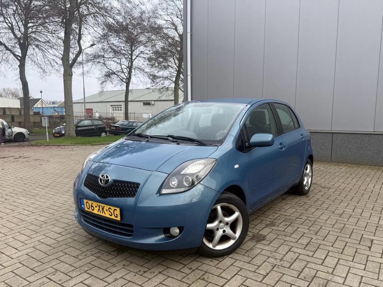 Toyota Yaris 1.3VVTi Sol Automaat Vol Jaar Apk