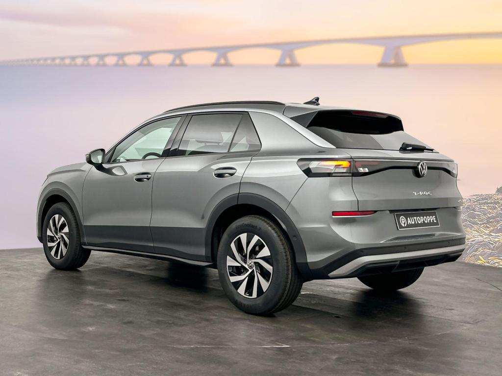 Volkswagen T-roc 1.5 etsi limited edition voordeel van € 3.500,-