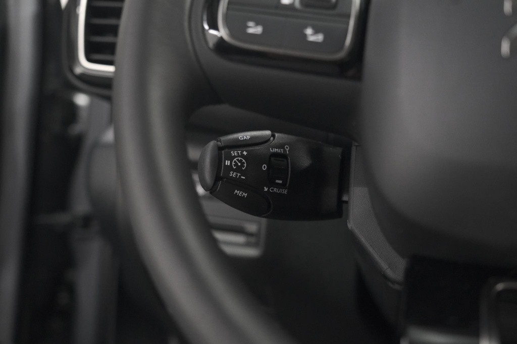 Citroen C5 Aircross hybrid 136 e-dcs6 ë-series | camera | dodehoekdetectie 