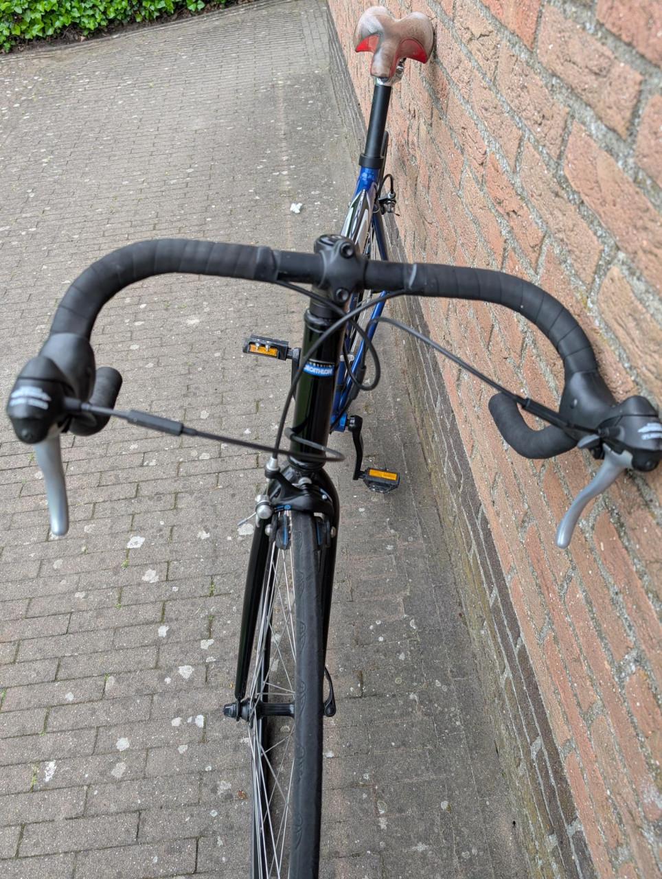 Decathlon racefiets maat 51