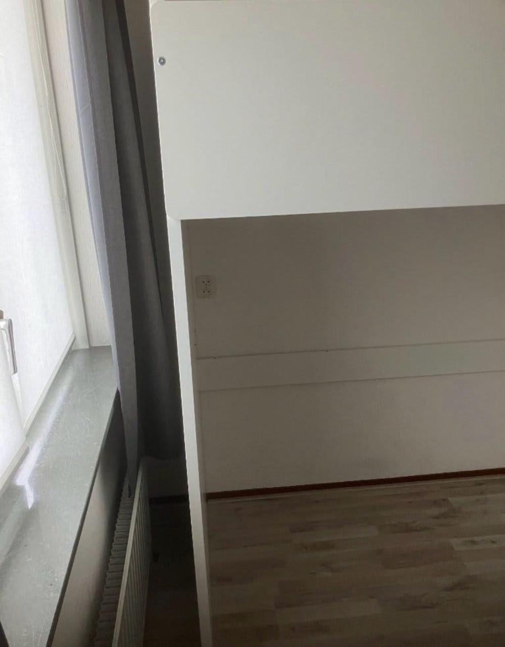Hoogslaper met kast