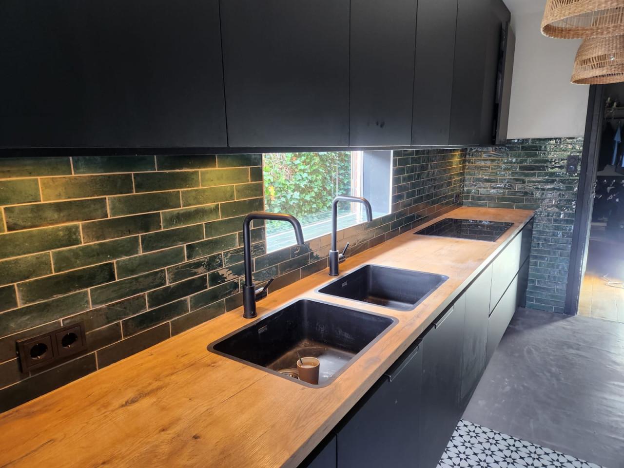 Tegelzetter nodig? Bel/app: 06 21937244 of Mail: jvbtegelzetter@gmail.com