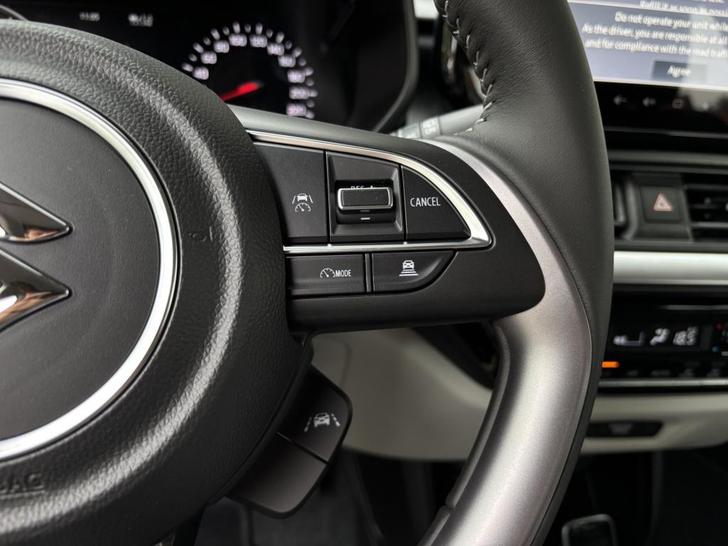 Suzuki Swift 1.2 style smart hybrid