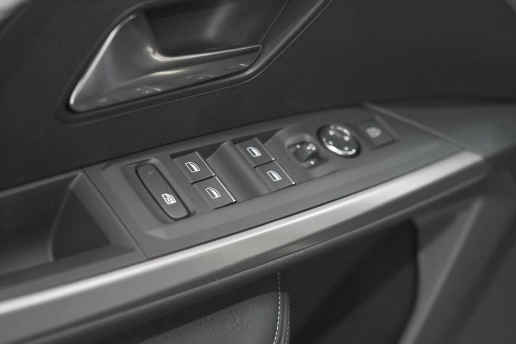 Peugeot 5008 1.2 hybrid 145 gt | panoramadak | camera | elektrische achterk