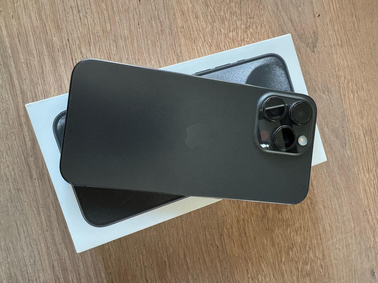 Iphone 15 pro max 256gb