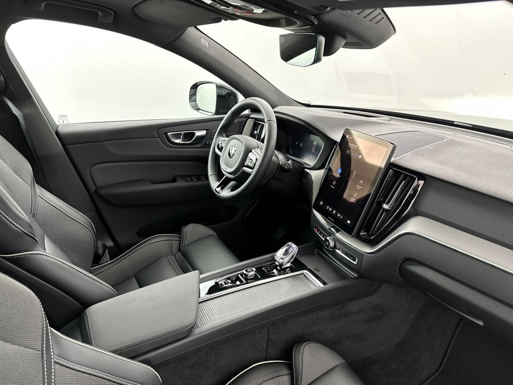 Volvo XC60 t6 398pk recharge black edition ultra| pano| 360camera| facelift