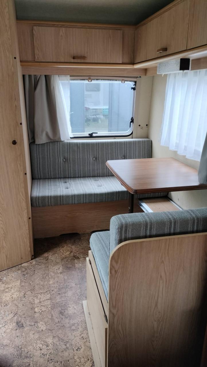 Chateau la Car met voortent