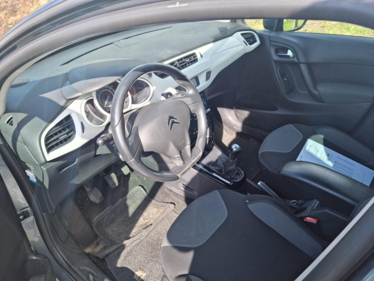 Hele mooie citroen c 3 e hdi 1.6 90 pk bj 2012