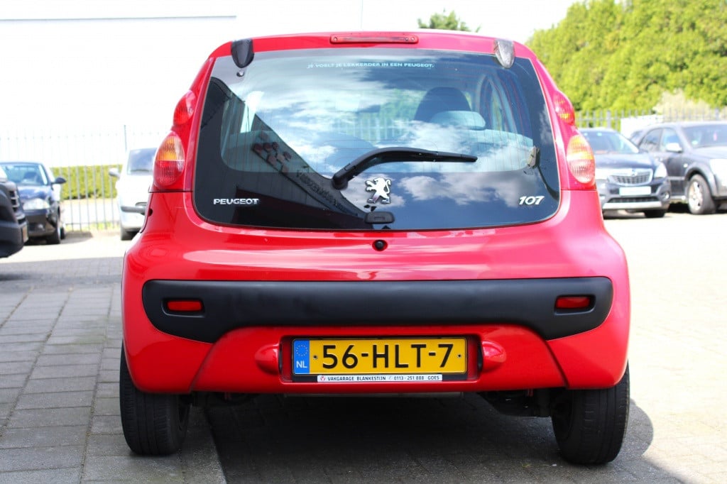 Peugeot 107 1.0-12v xs