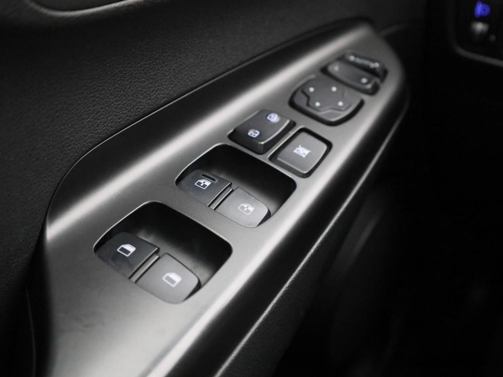 Hyundai Kona ev fashion 64 kwh